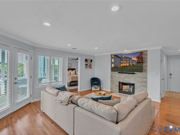 2527 Bridge Side Place , Virginia Beach, VA 23455
