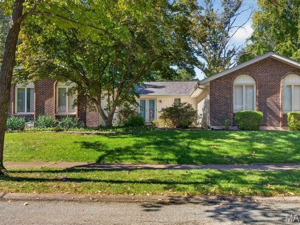 765 Penny Court, Ballwin, MO 63011