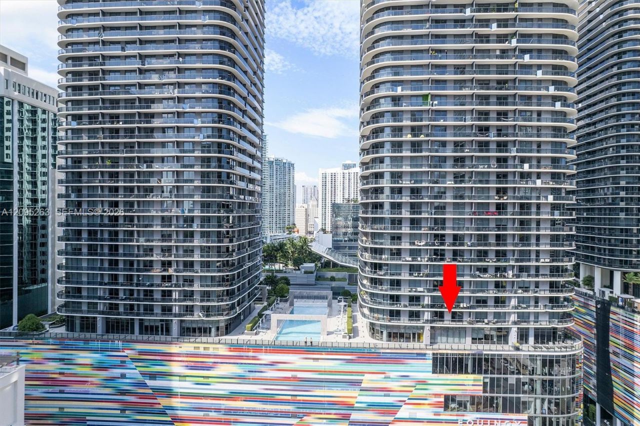 45 SW 9th St , Unit 1005, Miami, FL 33130 Photo