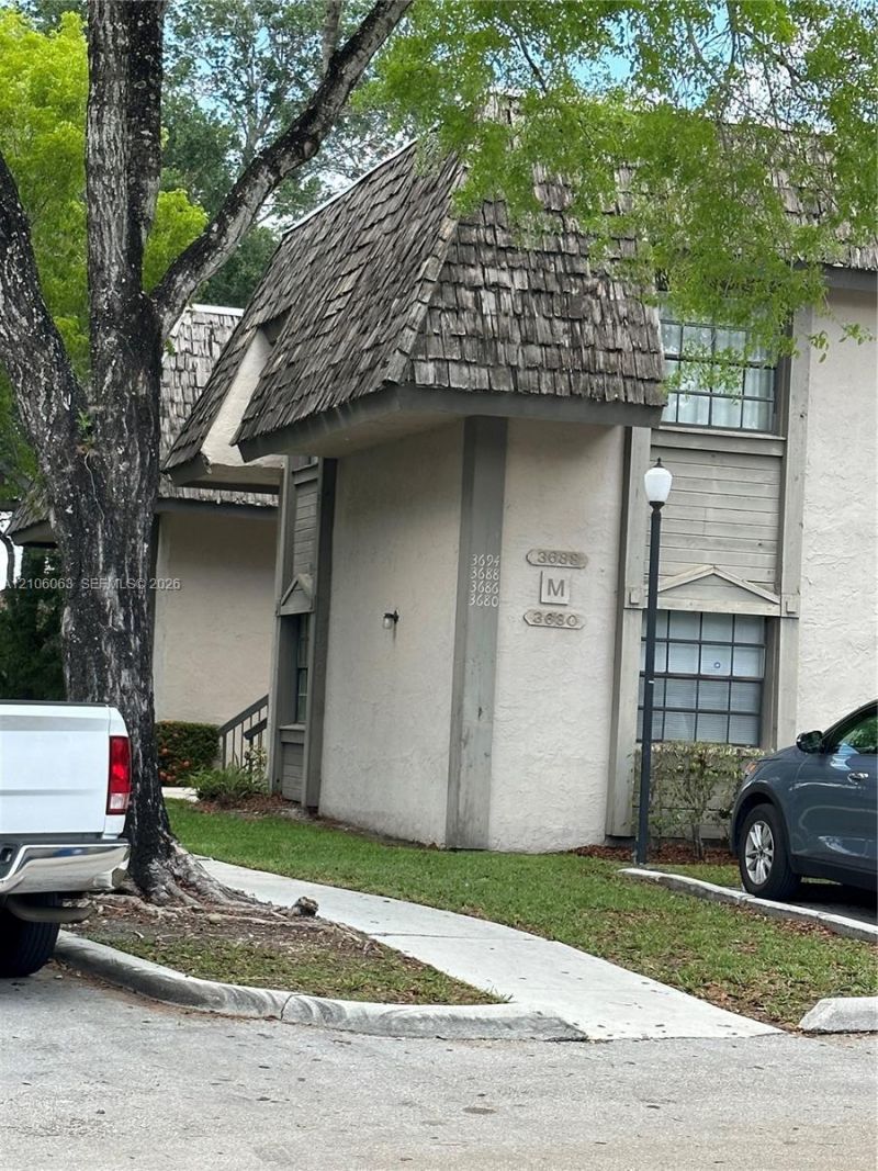 3694 NW 95th Ter , Unit 8M, Sunrise, FL 33351 Photo