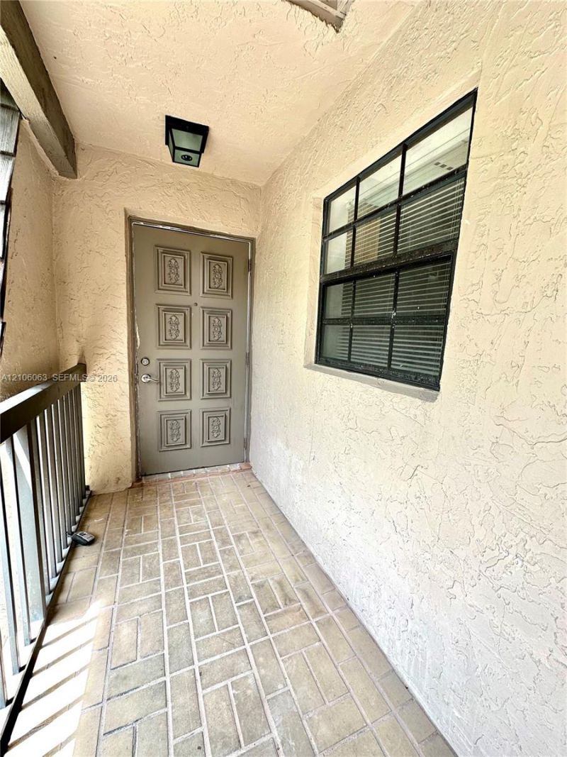 3694 NW 95th Ter , Unit 8M, Sunrise, FL 33351 Photo