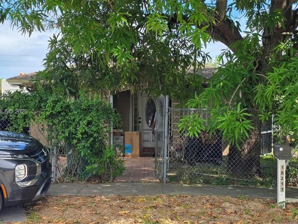 18211 SW 102nd Ave , Miami, FL 33157