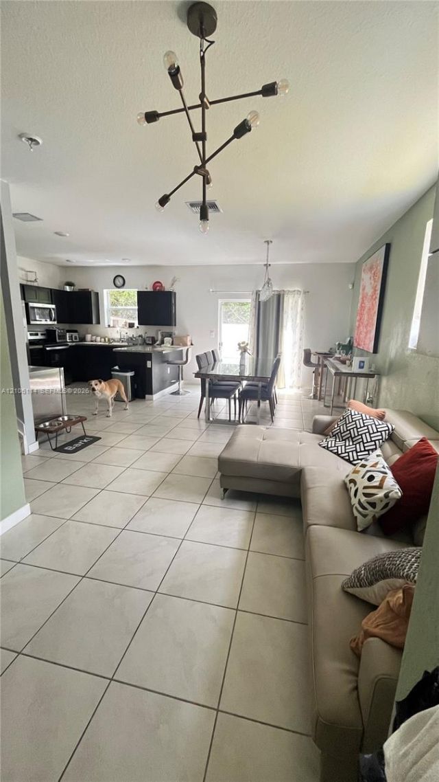 1883 SE 9th Ter , Homestead, FL 33034 Photo