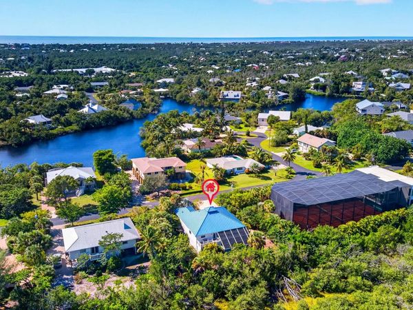 1625 Serenity Ln, Sanibel, FL 33957