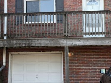 2005 Winnie Drive, Unit 8, Bellevue, NE 68005