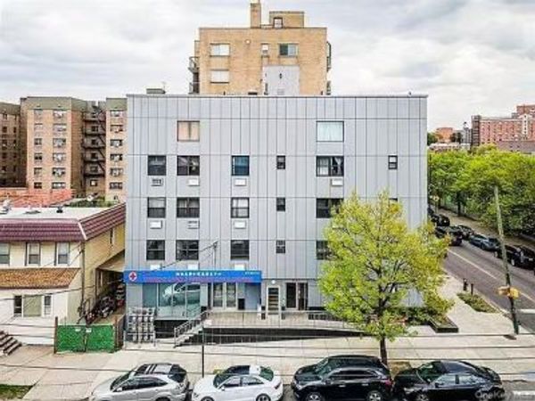 3147 137th Street , Unit 3C, Flushing, NY 11354