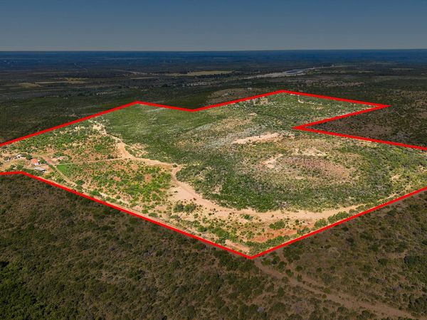 344 Private Rd 5000, Uvalde, TX 78801