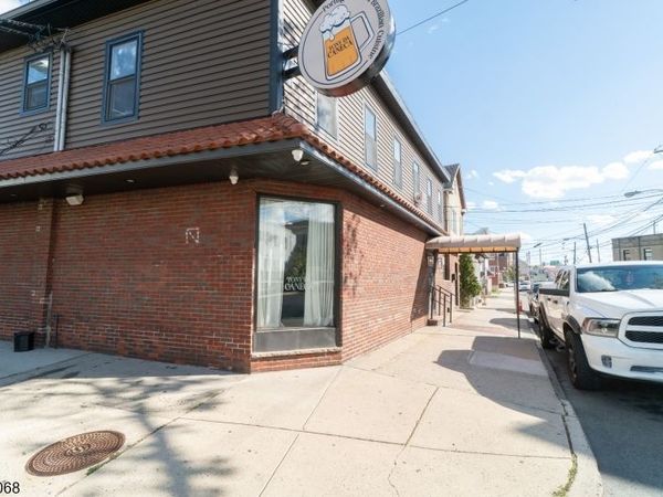 72 Elm Rd, Newark, NJ 07105