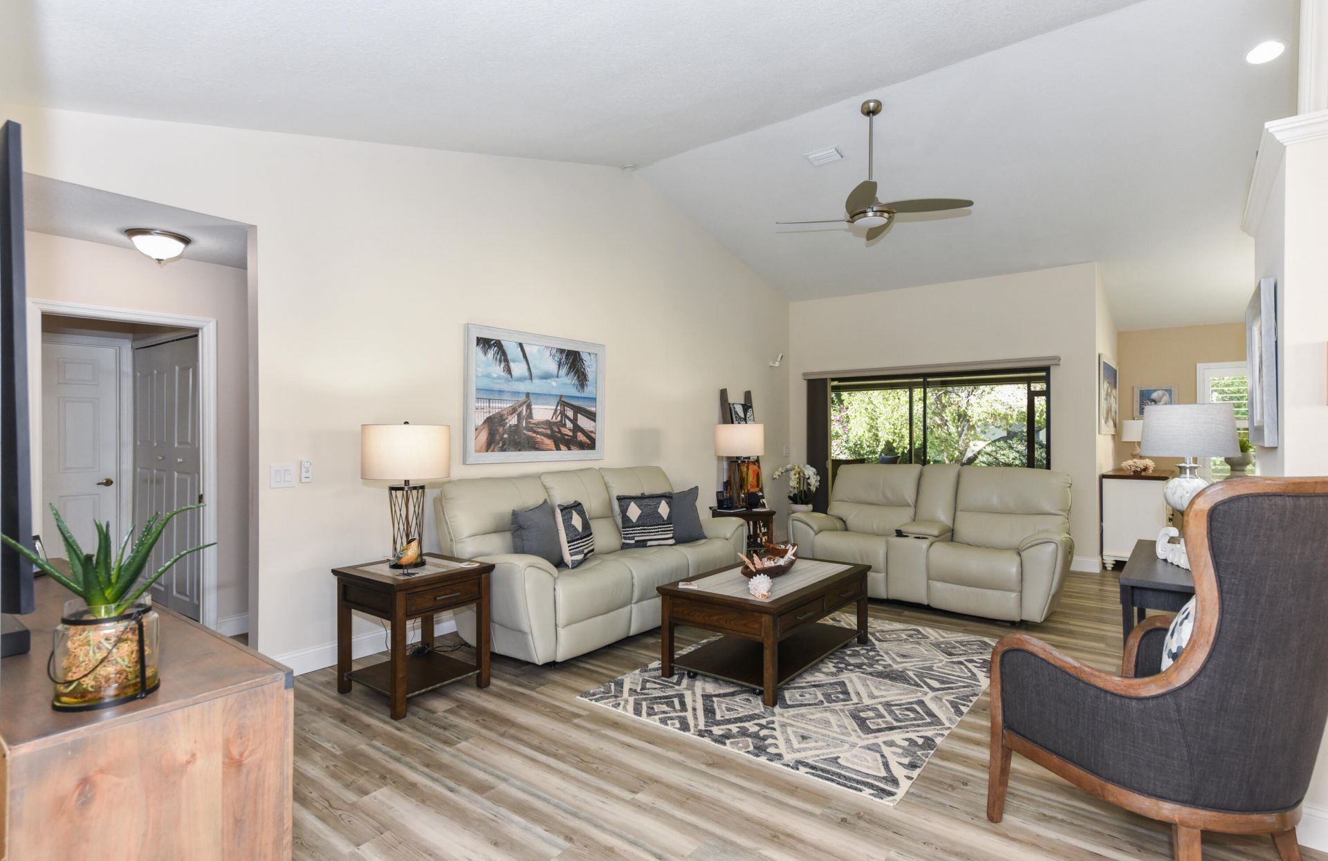 438 SW Jefferson Circle, Port Saint Lucie, FL 34986 Photo