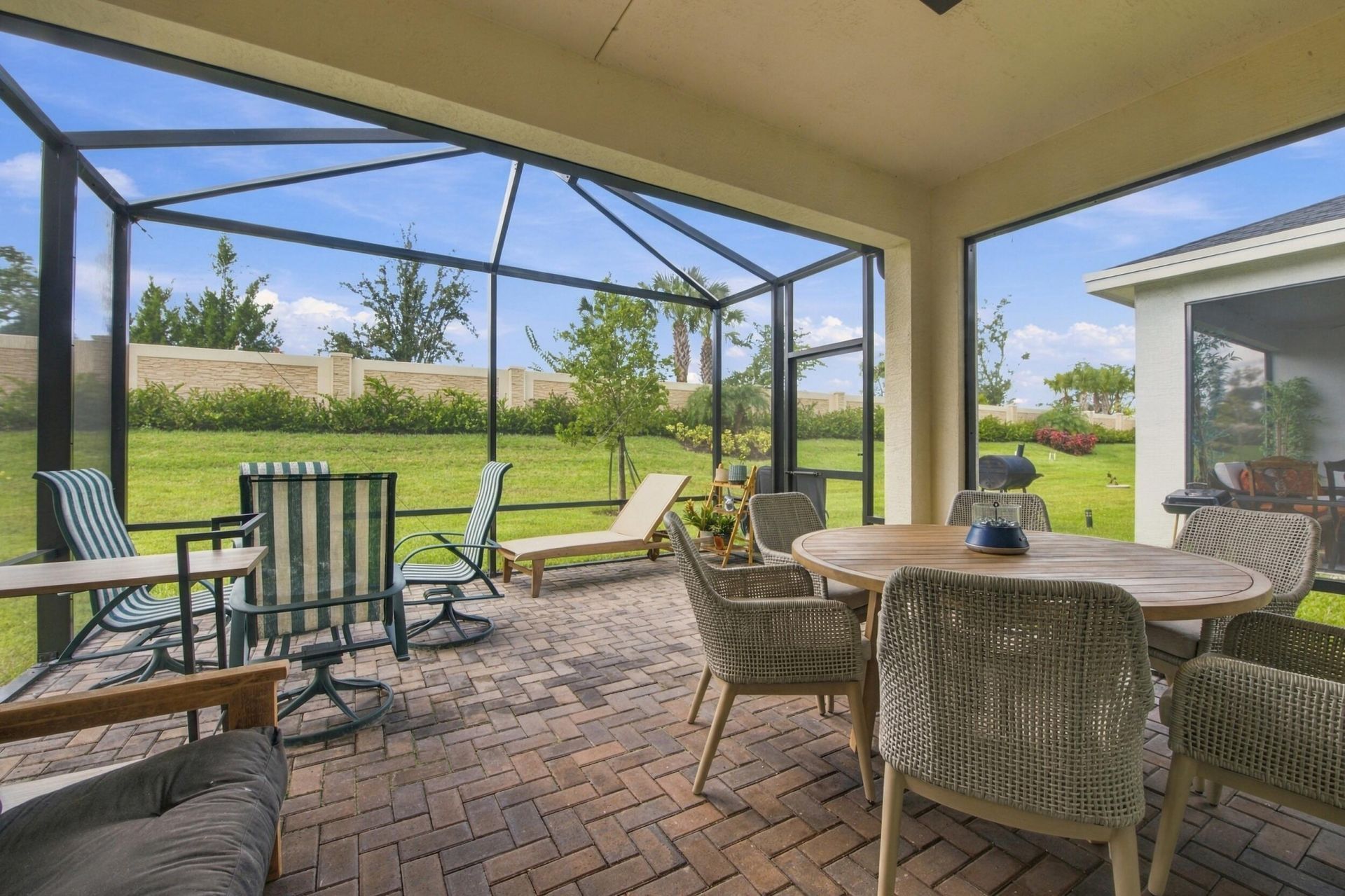 1961 SE Crosswood Way, Port Saint Lucie, FL 34984 Photo