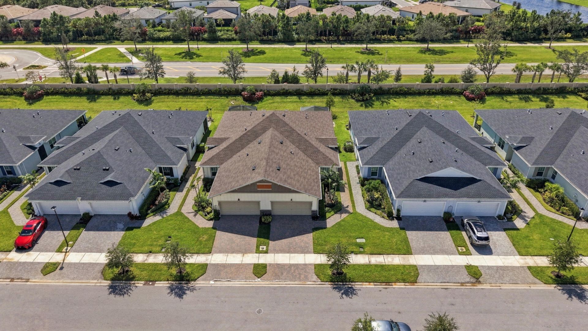 1961 SE Crosswood Way, Port Saint Lucie, FL 34984 Photo