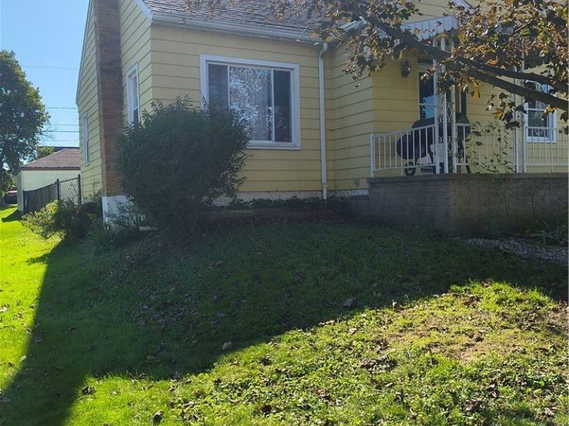 218 Miller Avenue, Dennison, OH 44621 Photo 4