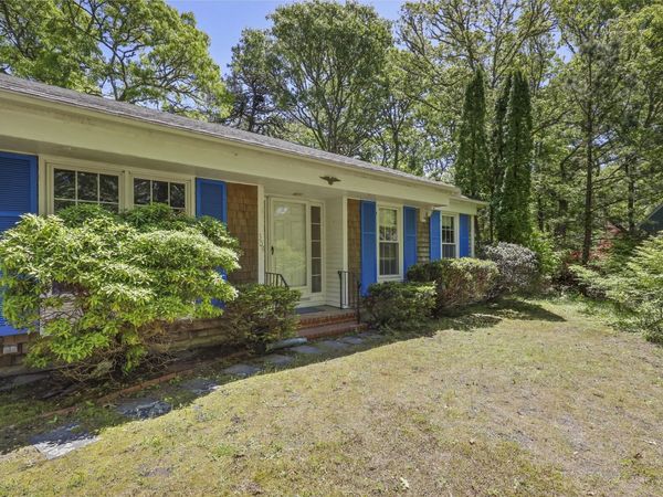 304 Round Cove Rd, Chatham, MA 02633