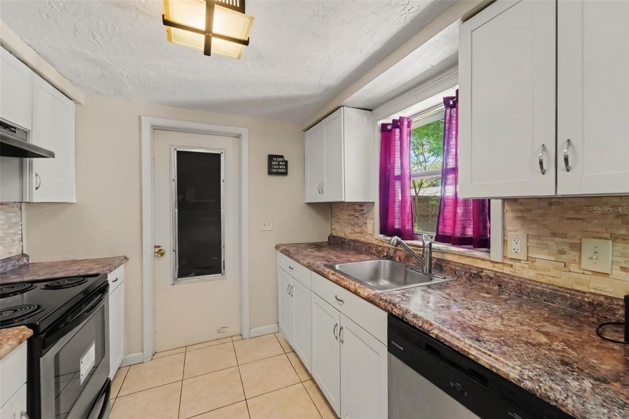 5145 Manor Drive , New Port Richey, FL 34652 Photo