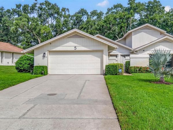 456 LAKEVIEW DRIVE , Unit 5, PALM HARBOR, FL 34683