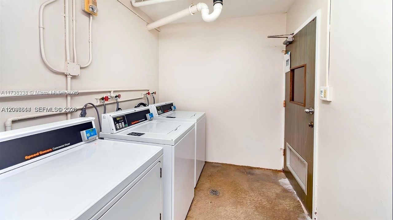 2899 Collins Ave , Unit 1738, Miami Beach, FL 33140 Photo