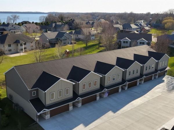 103 Stonebrook Court, Clear Lake, IA 50428