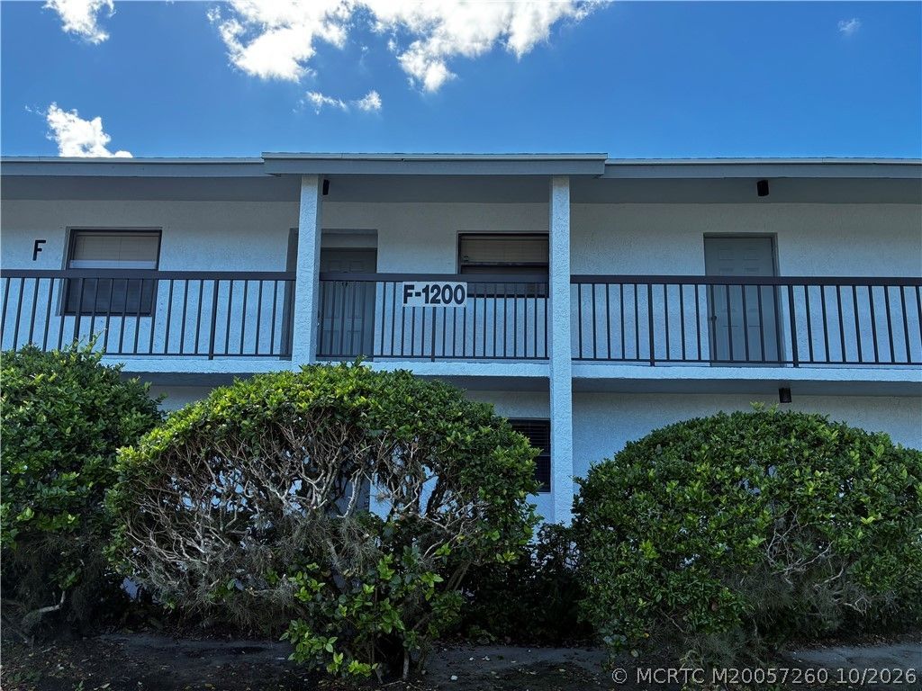 1200 SE Parkview Place Se, Unit F6, Stuart, FL 34994 Photo