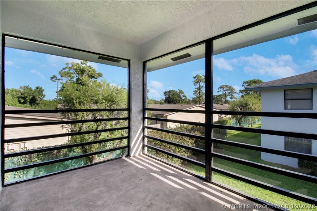 1200 SE Parkview Place Se, Unit F6, Stuart, FL 34994 Photo