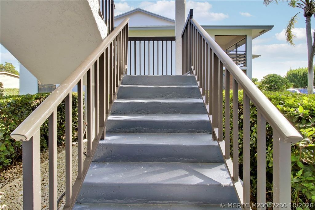 1200 SE Parkview Place Se, Unit F6, Stuart, FL 34994 Photo