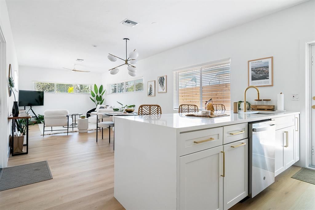 3300 Westview Avenue, West Palm Beach, FL 33407 Photo