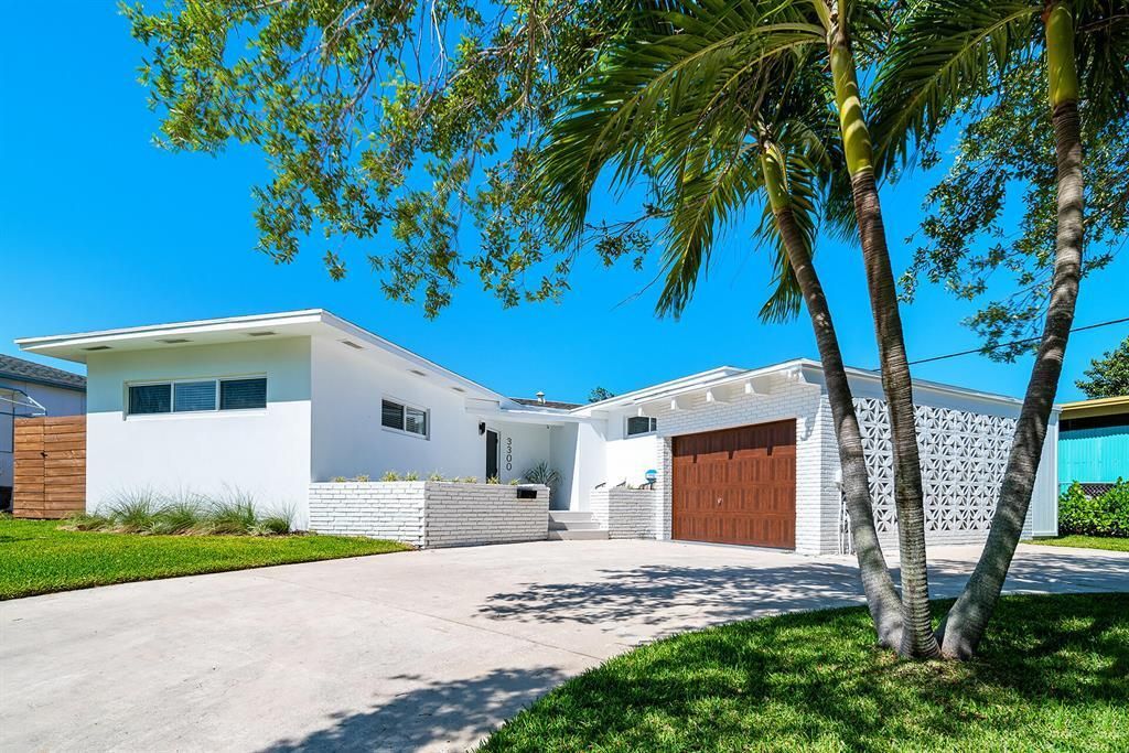 3300 Westview Avenue, West Palm Beach, FL 33407 Photo