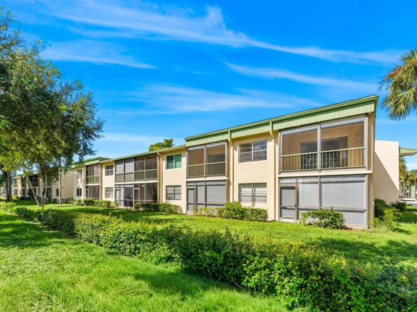 4148 NW 90th Avenue, Unit 201, Coral Springs, FL 33065