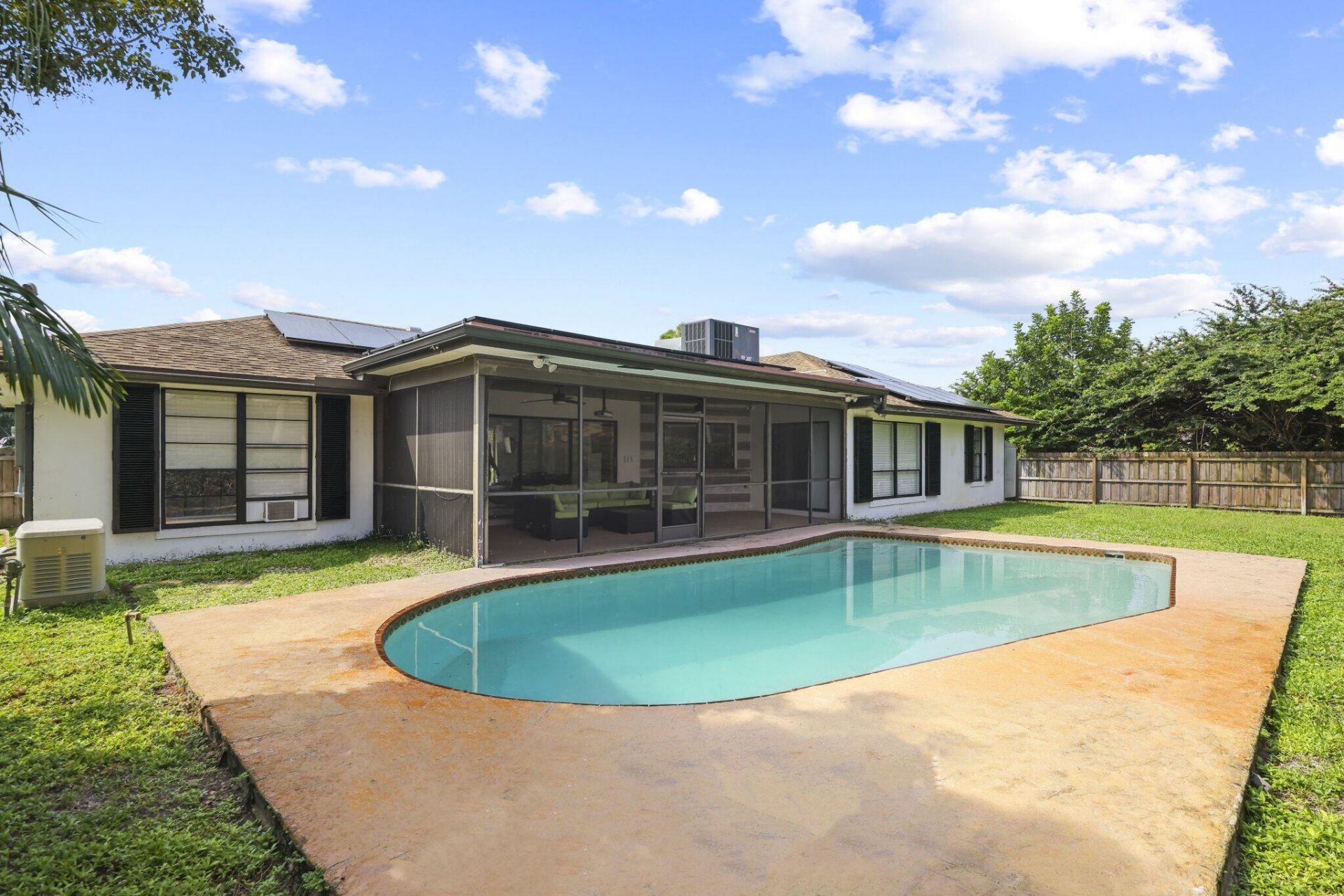80 W Rubber Tree Drive, Lake Worth, FL 33467 Photo