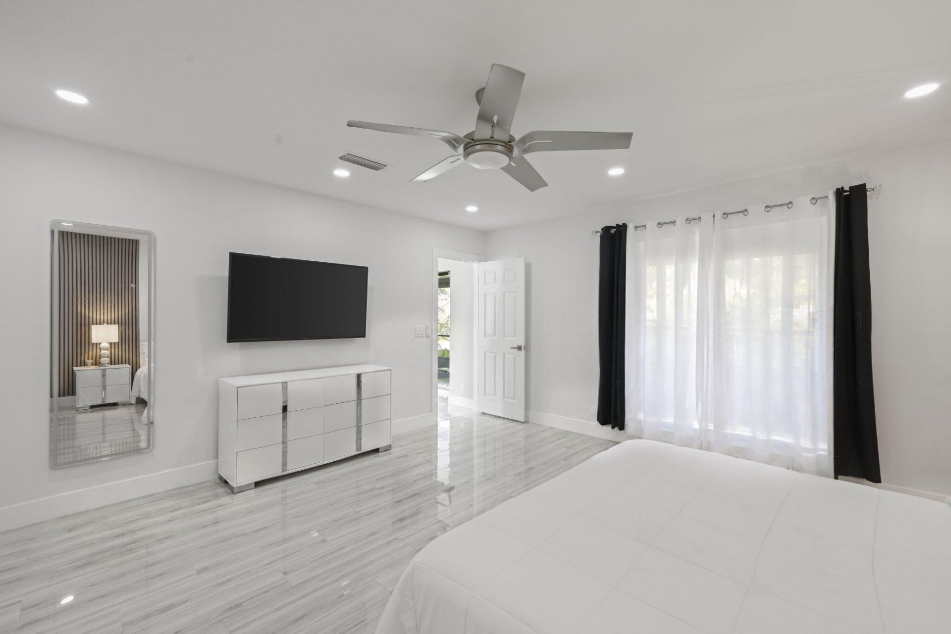 80 W Rubber Tree Drive, Lake Worth, FL 33467 Photo