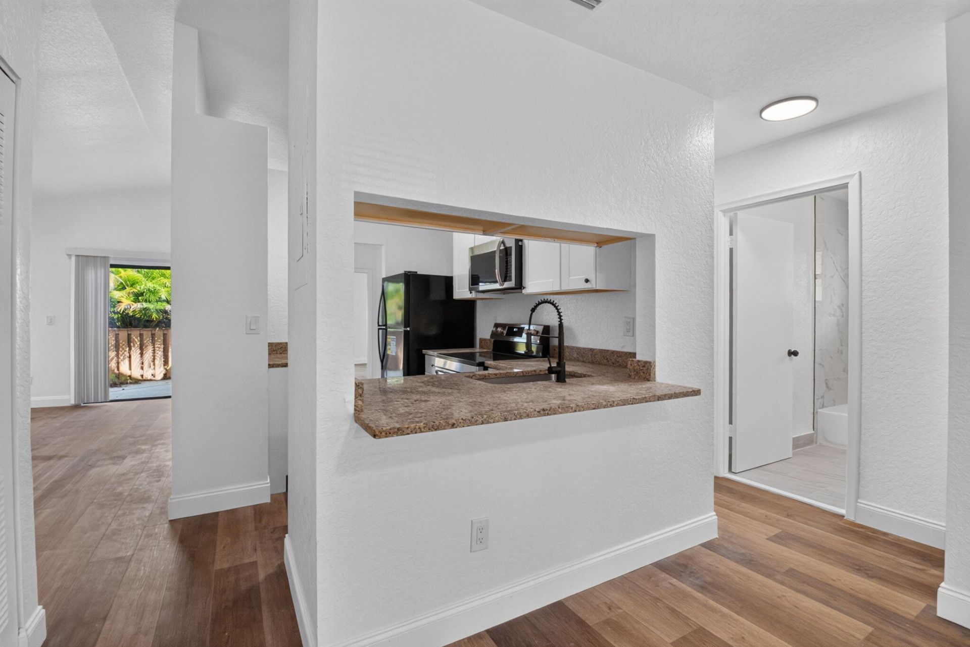 1323 Summit Run Circle, West Palm Beach, FL 33415 Photo