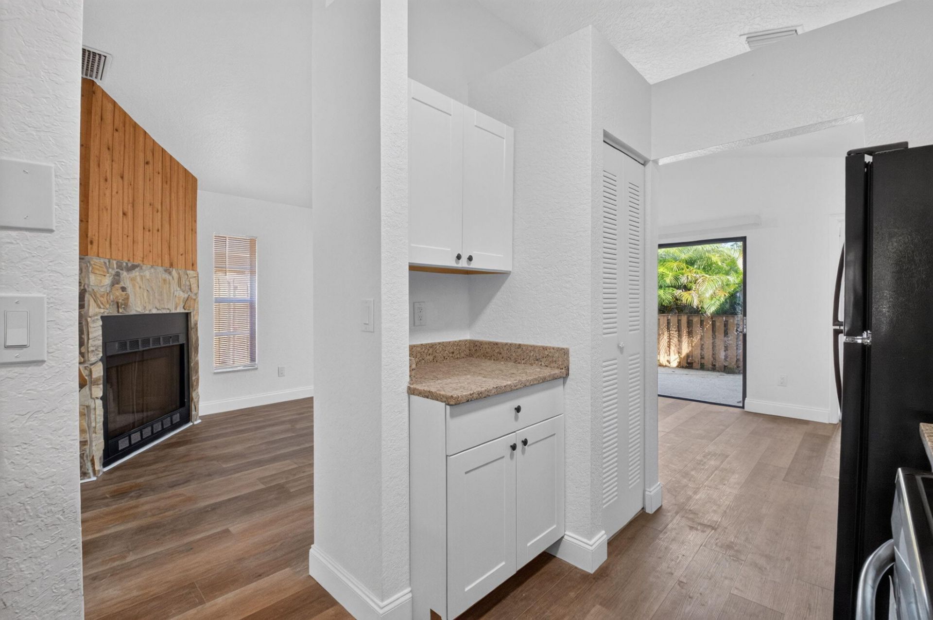 1323 Summit Run Circle, West Palm Beach, FL 33415 Photo