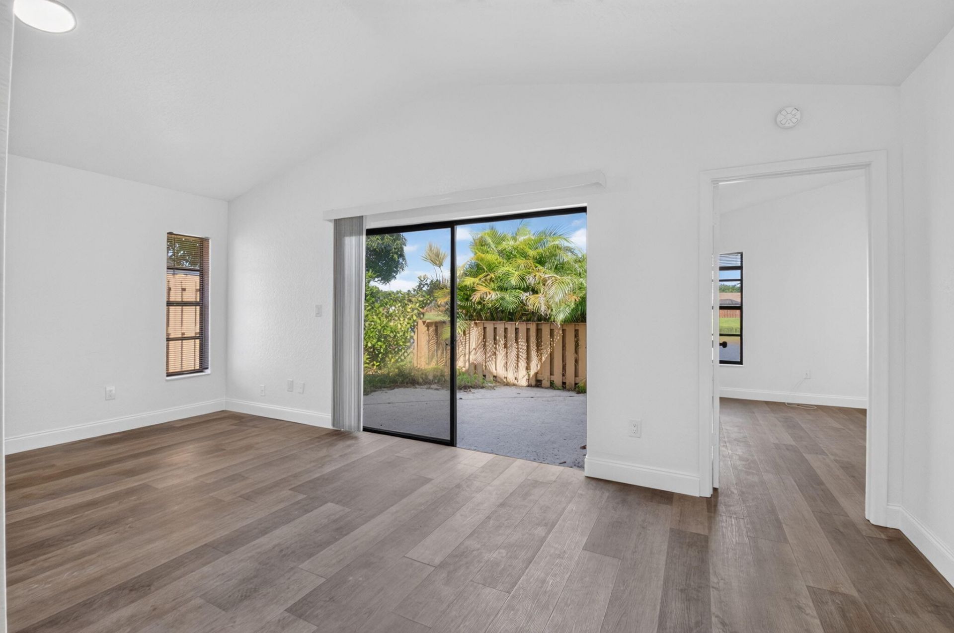 1323 Summit Run Circle, West Palm Beach, FL 33415 Photo