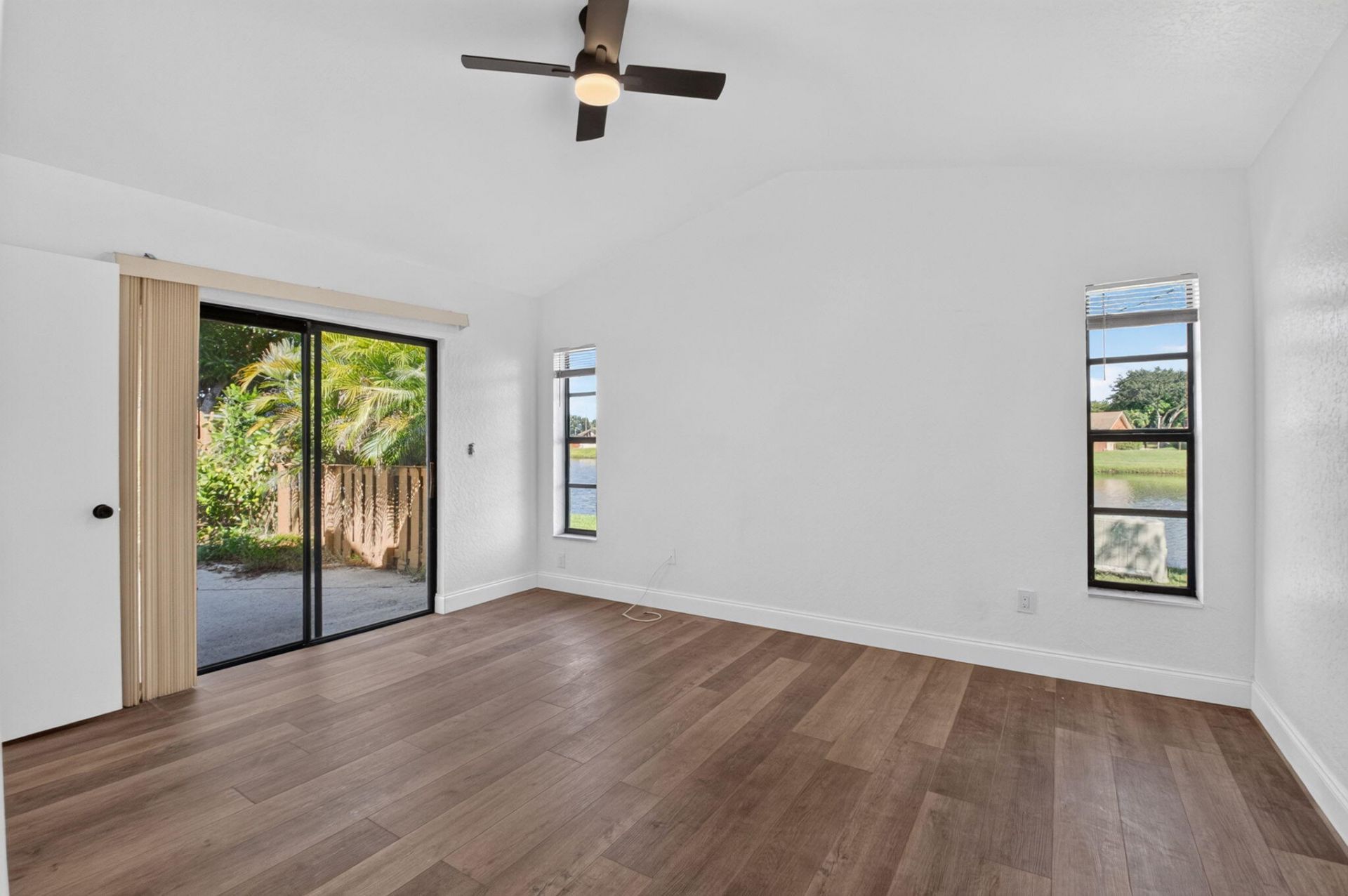 1323 Summit Run Circle, West Palm Beach, FL 33415 Photo