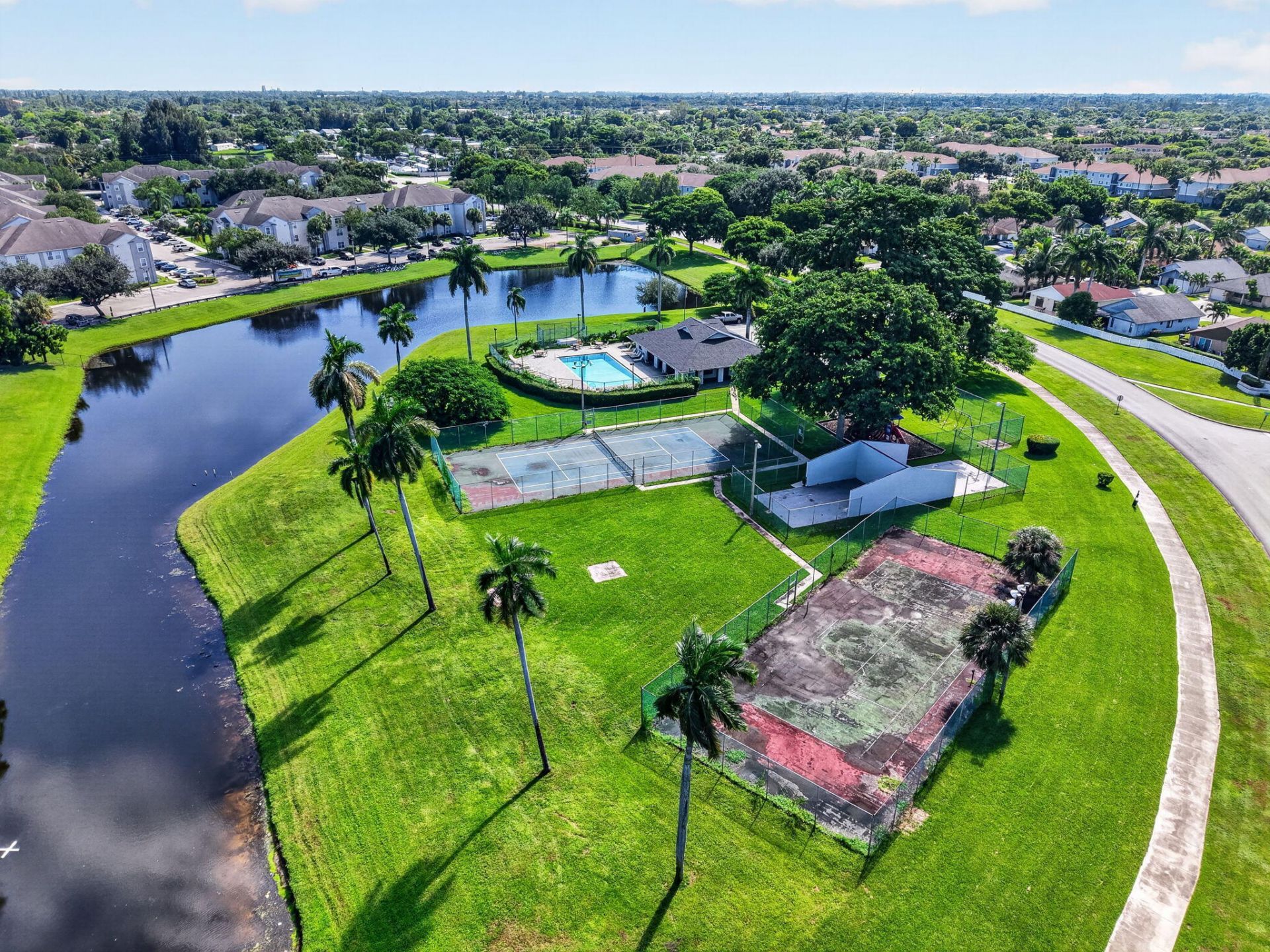 1323 Summit Run Circle, West Palm Beach, FL 33415 Photo