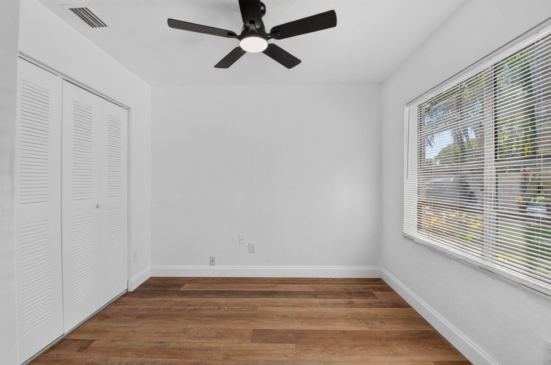 1323 Summit Run Circle, West Palm Beach, FL 33415 Photo