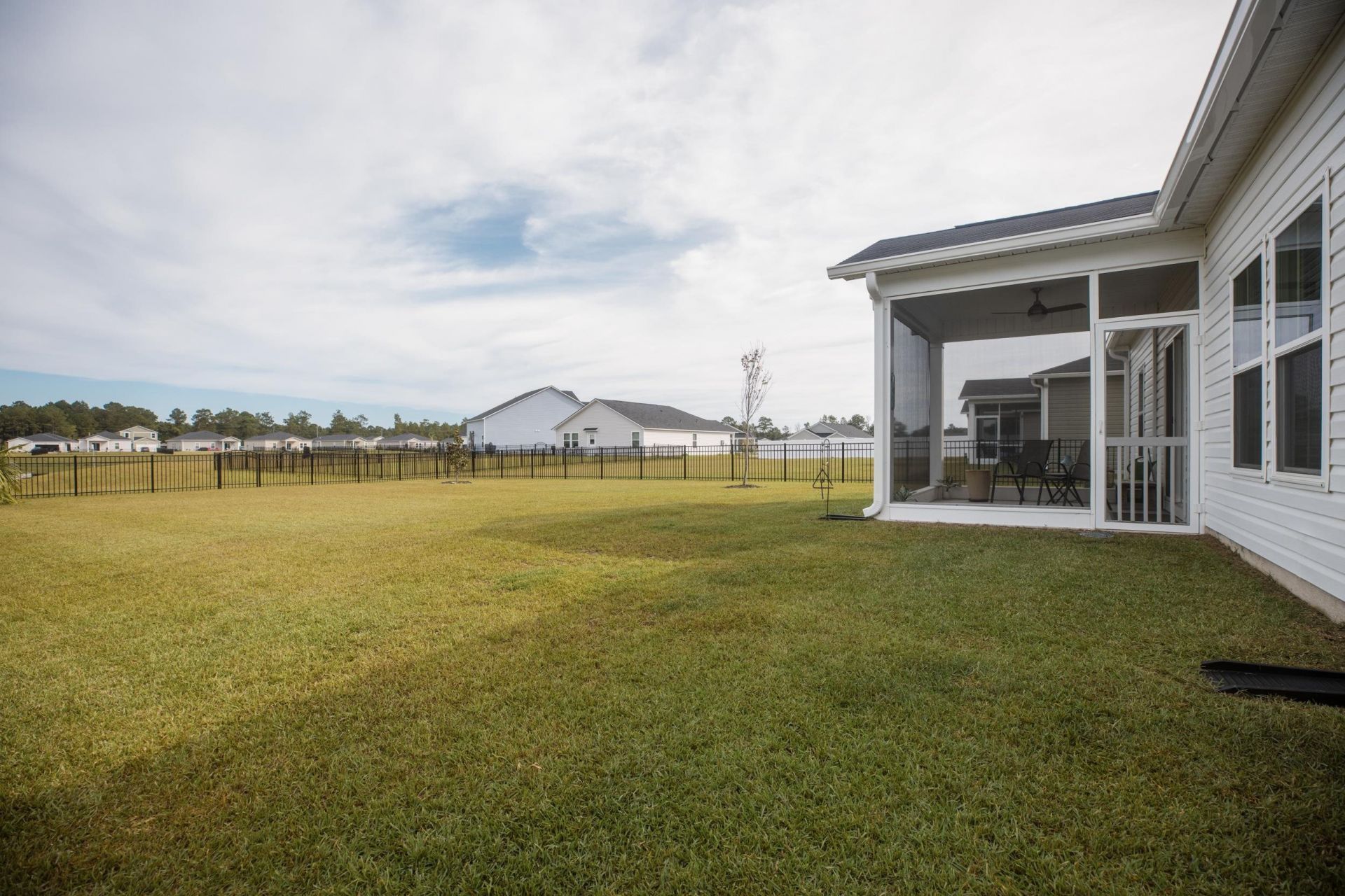 143 Warner Crossing Way Photo 39