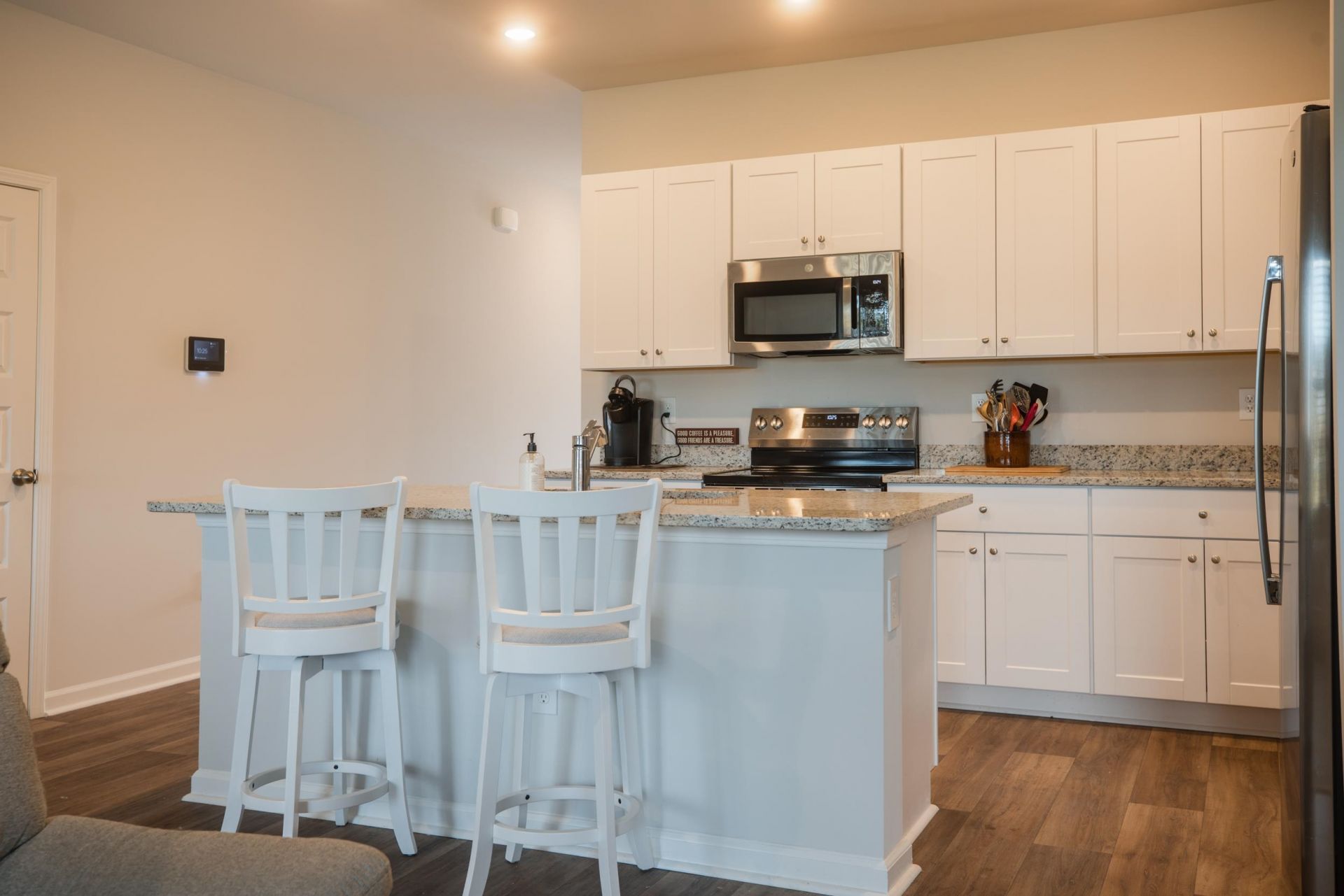 143 Warner Crossing Way Photo 6