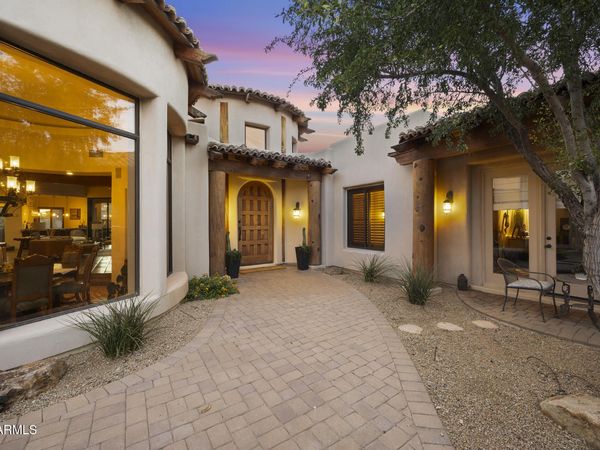 14616 S 1ST Street, Phoenix, AZ 85048
