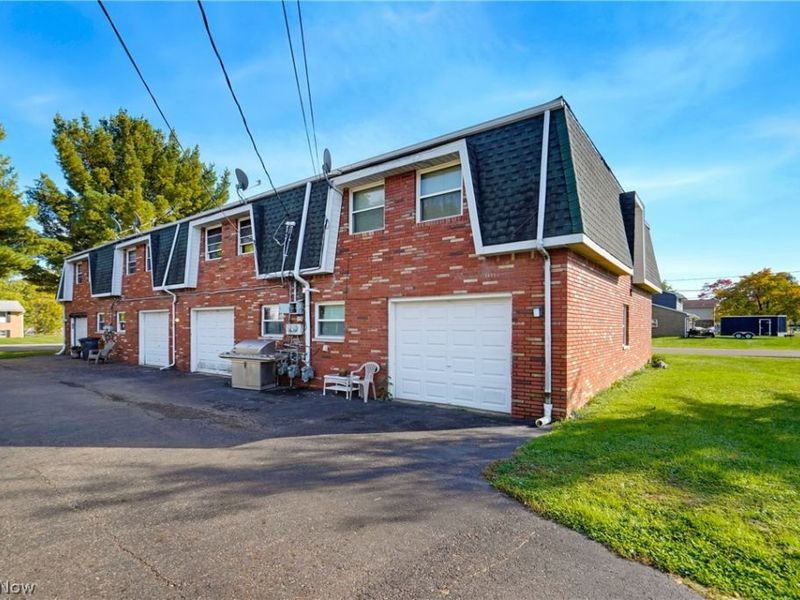 3340 Mollane Street NW, Massillon, OH 44646 Photo 4