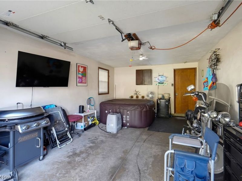3340 Mollane Street NW, Massillon, OH 44646 Photo 5