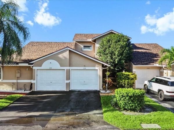 1216 NW 51st Way , Deerfield Beach, FL 33442