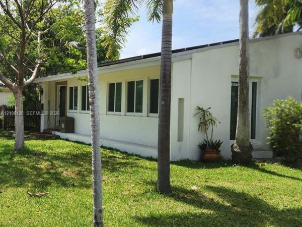 1607 Moffett St , Hollywood, FL 33020