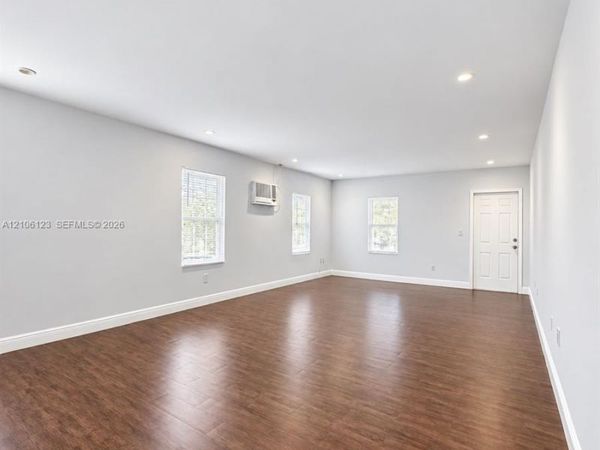 123 NW 15th St , Unit U, Miami, FL 33136