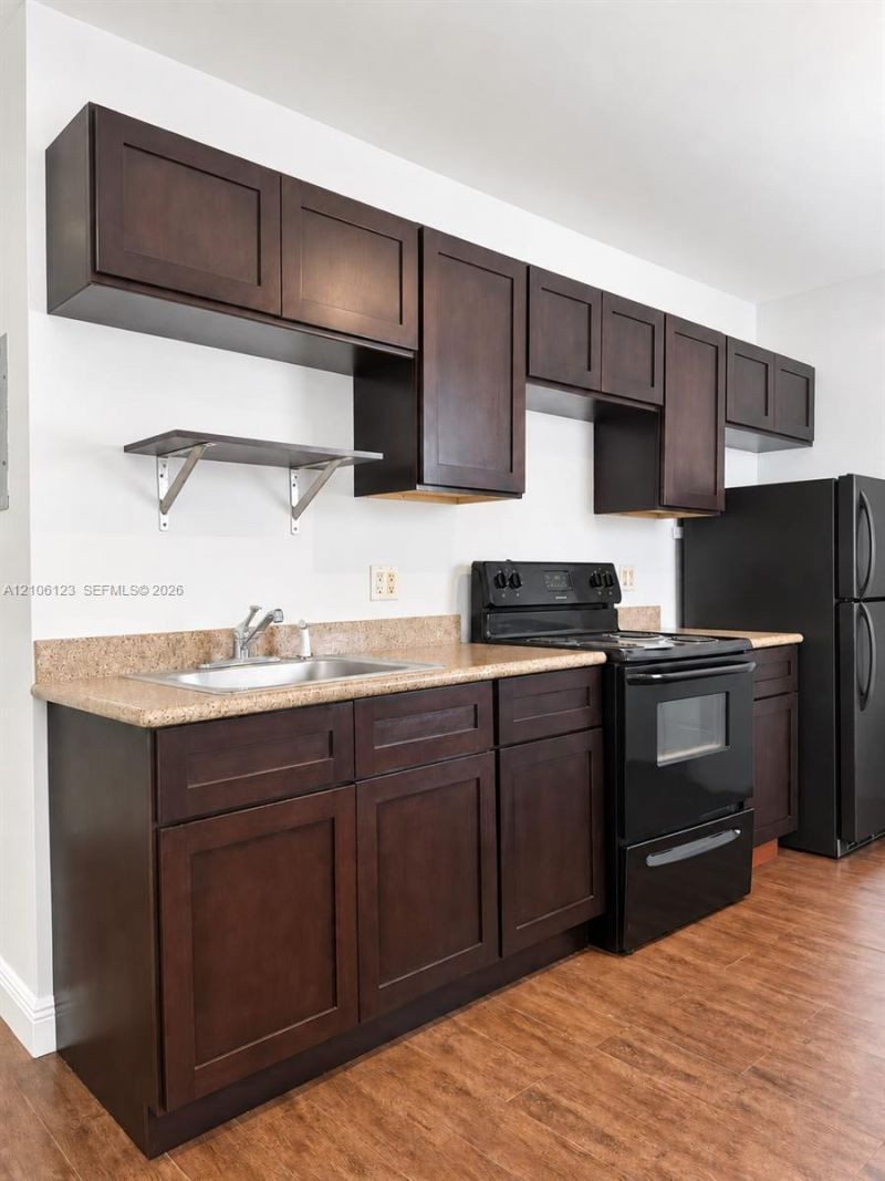 123 NW 15th St , Unit U, Miami, FL 33136 Photo
