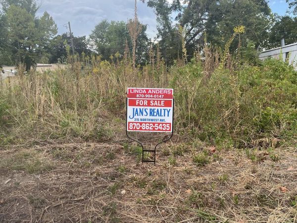 S Cordelia Street , Magnolia, AR 71753
