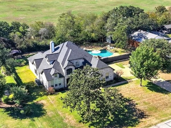 106 Mustang Trail, Shady Shores, TX 76208