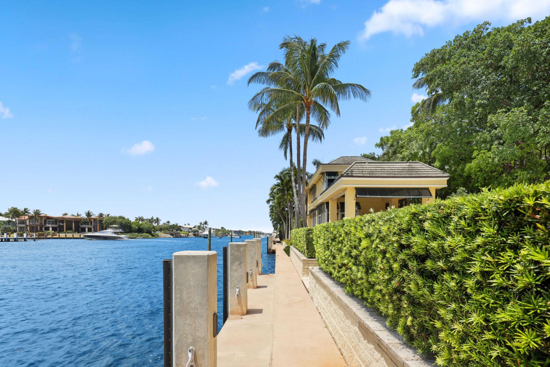 1083 Hillsboro Mile, Hillsboro Beach, FL 33062 Photo