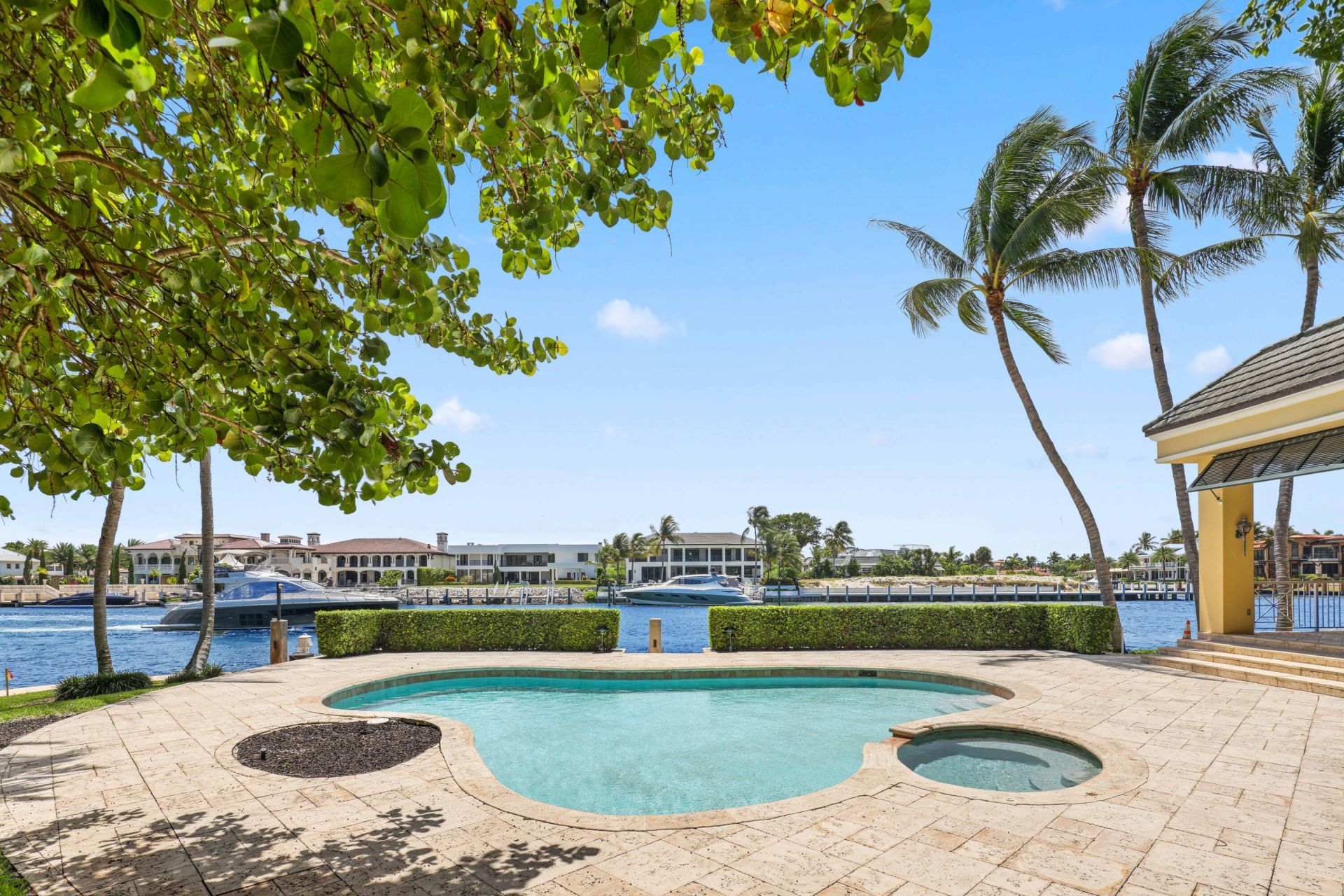 1083 Hillsboro Mile, Hillsboro Beach, FL 33062 Photo