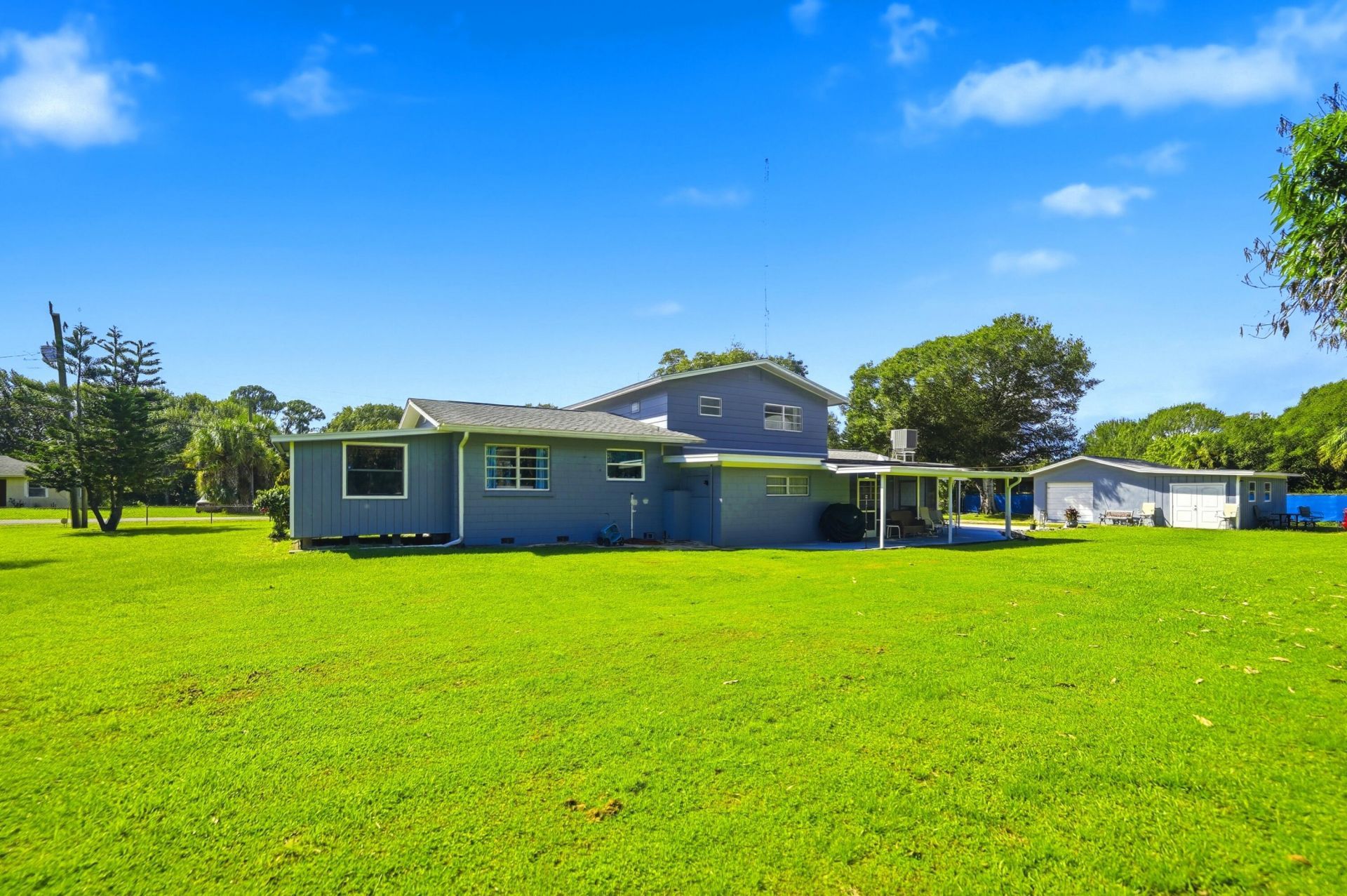 3306 Meadow Lane, Fort Pierce, FL 34947 Photo