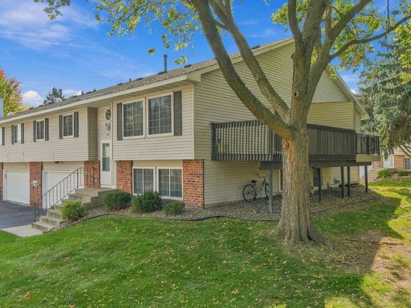 7973 147th Street W, Apple Valley, MN 55124